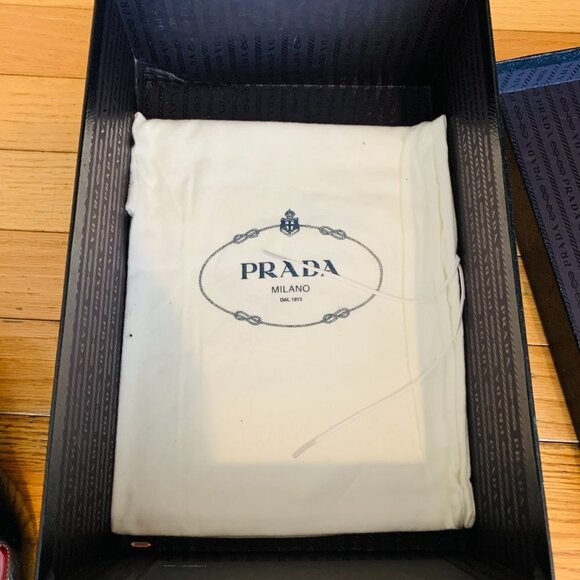 PRADA Black Patent Leather Heels With Maroon Bow, Size 41 US 11 - Picture 15 of 16